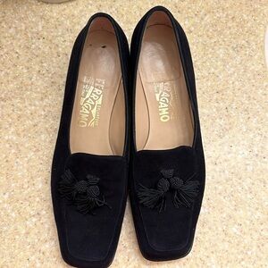 Navy Salvatore Ferragamo Alberta Square Cap Toe with Tassel Loafers